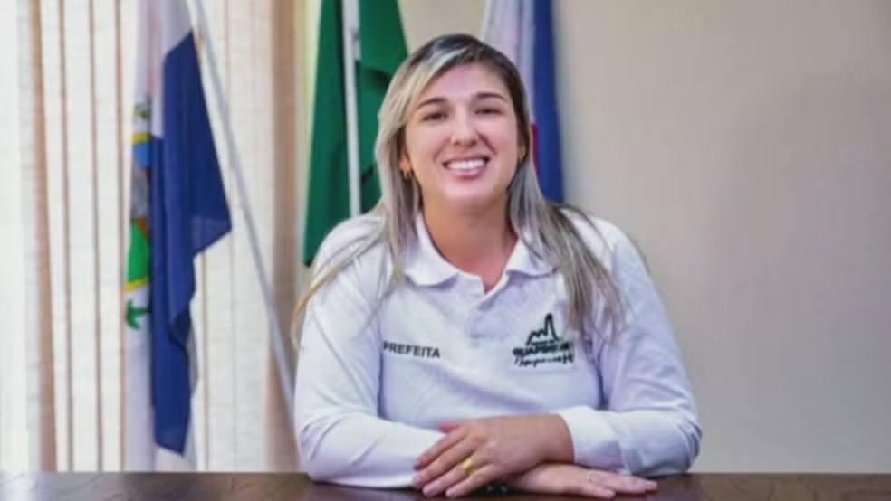 Prefeita de Guapimirim e mais 4 viram réus por suspeita de fraude em contratos de Saúde