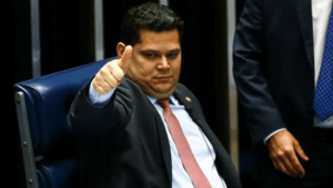 Alcolumbre trava fim da escala 6×1, mas acelera PEC que impõe rombo de R$ 28 bilhões ao governo Lula