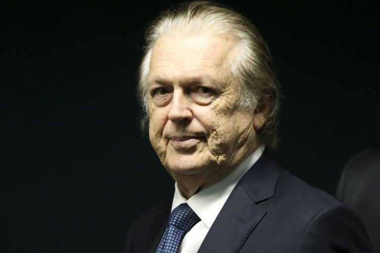 Ex-aliado de Bolsonaro, Luciano Bivar entra na chapa do PT em Pernambuco