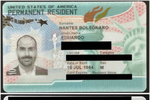 Governo Trump concede green card a Eduardo Bolsonaro