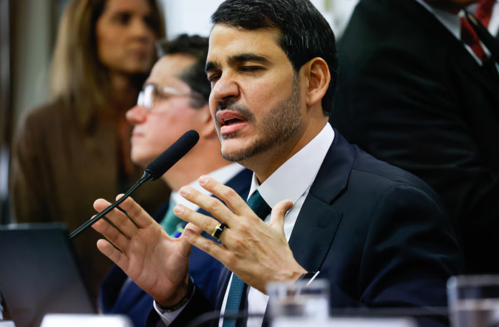 Wagner articulou encontro ‘discreto e protegido’ de Messias com ex-sócio do Master, mostra conversa