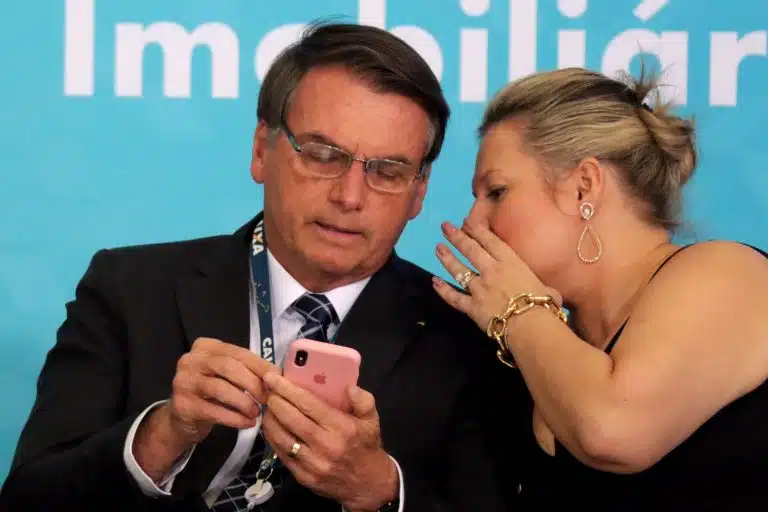 “Se eu tomasse uma facada ganhava a eleição”: Joice Hasselmann revela o que Bolsonaro disse em 2018
