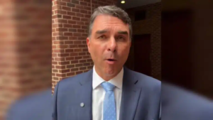 Vídeo com IA de Bolsonaro leva à demissão de marqueteiros de Flávio