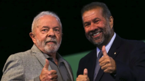 Ex-ministro de Lula demitido após fraudes no INSS declara apoio ao petista
