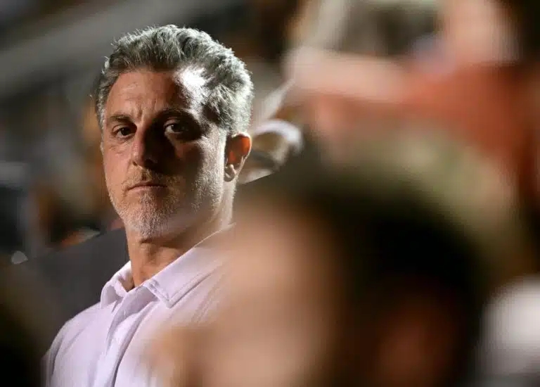Luciano Huck divulga plataforma acusada de direcionar votos para a direita no Domingão