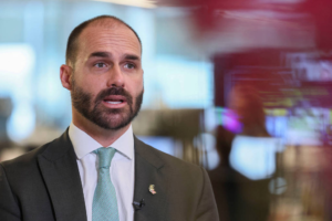 STF condena Eduardo Bolsonaro a 1 ano de prisão por difamação contra Tabata